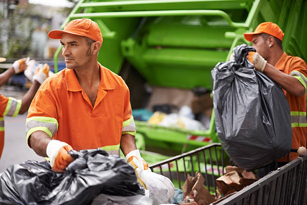 Best Yard Waste Removal  in Plattsmouth, NE